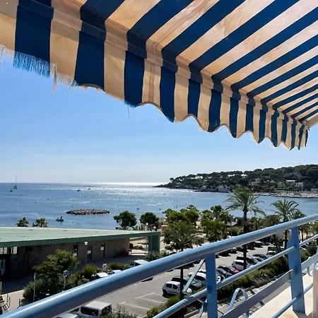 Great With Amazing Sea View At Cap D'antibes *